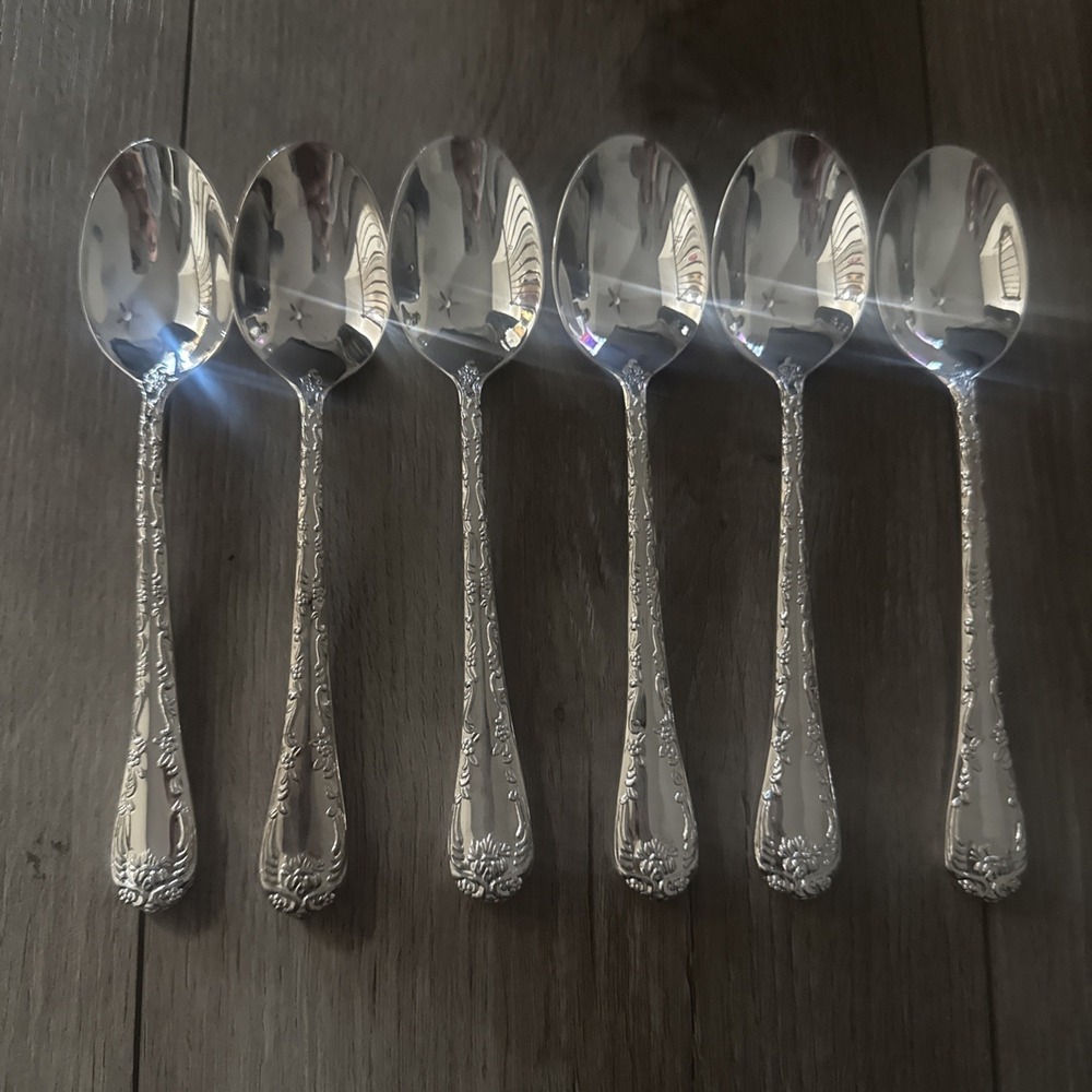 International Rogers Bros Silverplate Enchanted Rose 6 Place Oval Soup Spoons 7"